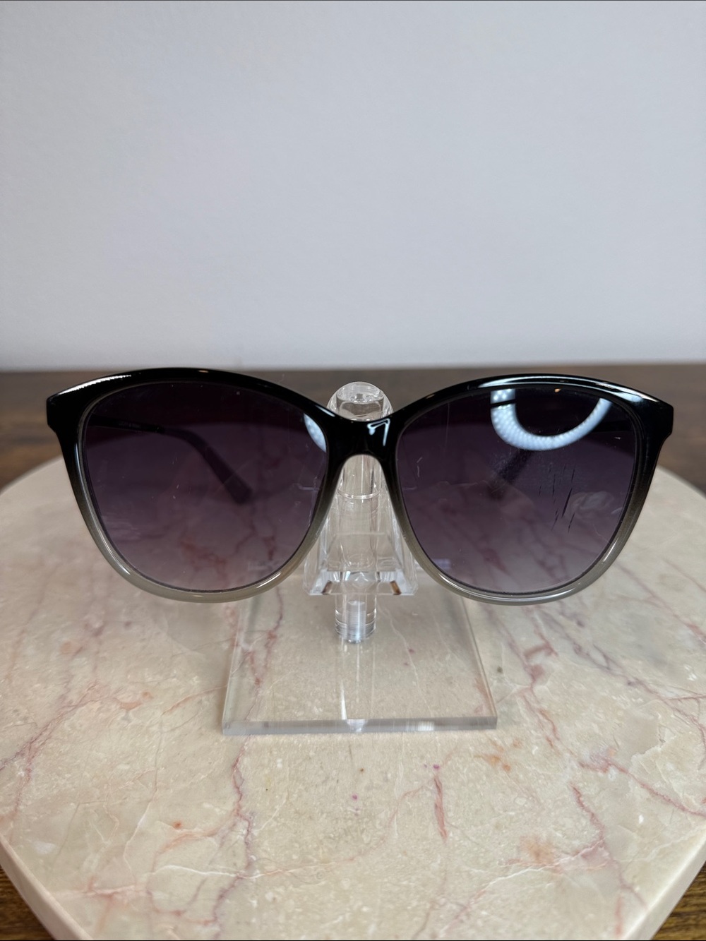 Lucky Brand Black Gradient Lens Women's Sunglasses - Minor Scratches
